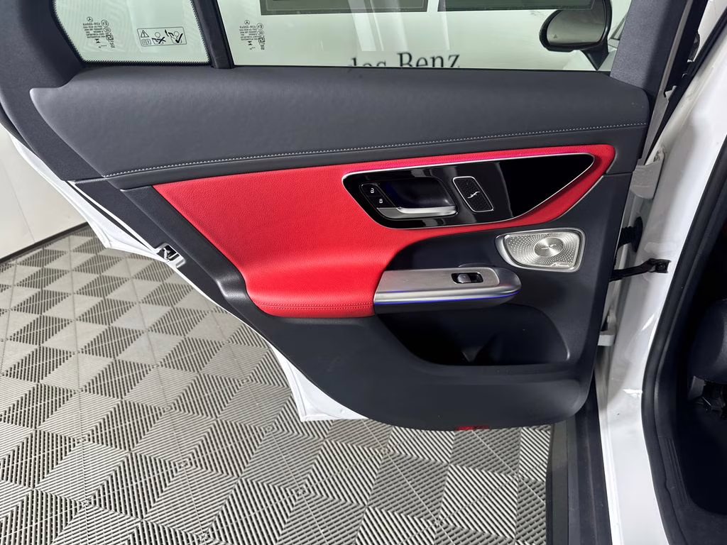 2024 MANUFAKTUR Moonlight White Metallic Mercedes-Benz GLC GLC 43 AMG AWD SUV