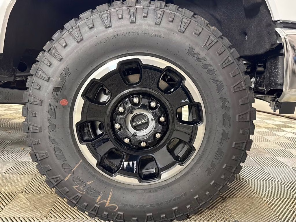 2026 Oxford White Ford Super Duty F-250 SRW XLT TREMOR 4X4 Truck