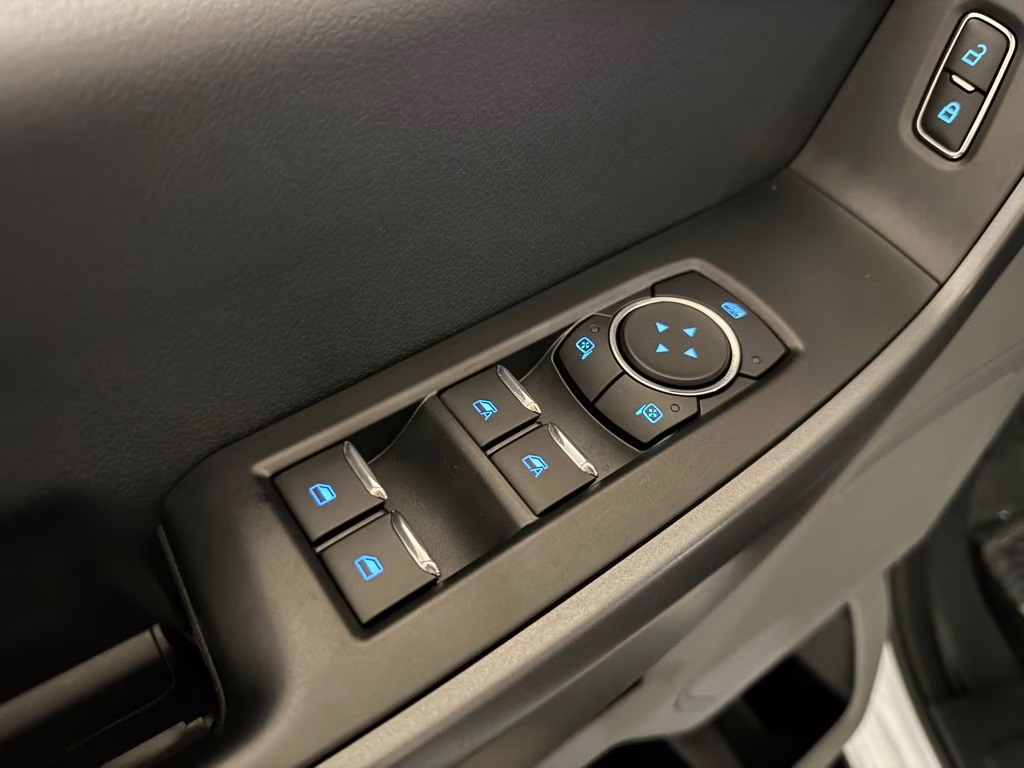 2026 Oxford White Ford Super Duty F-250 SRW XLT TREMOR 4X4 Truck