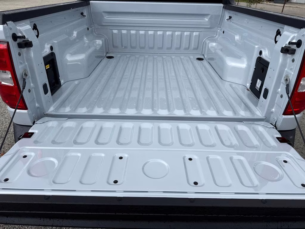 2026 Space White Metallic Ford Maverick XLT AWD Truck