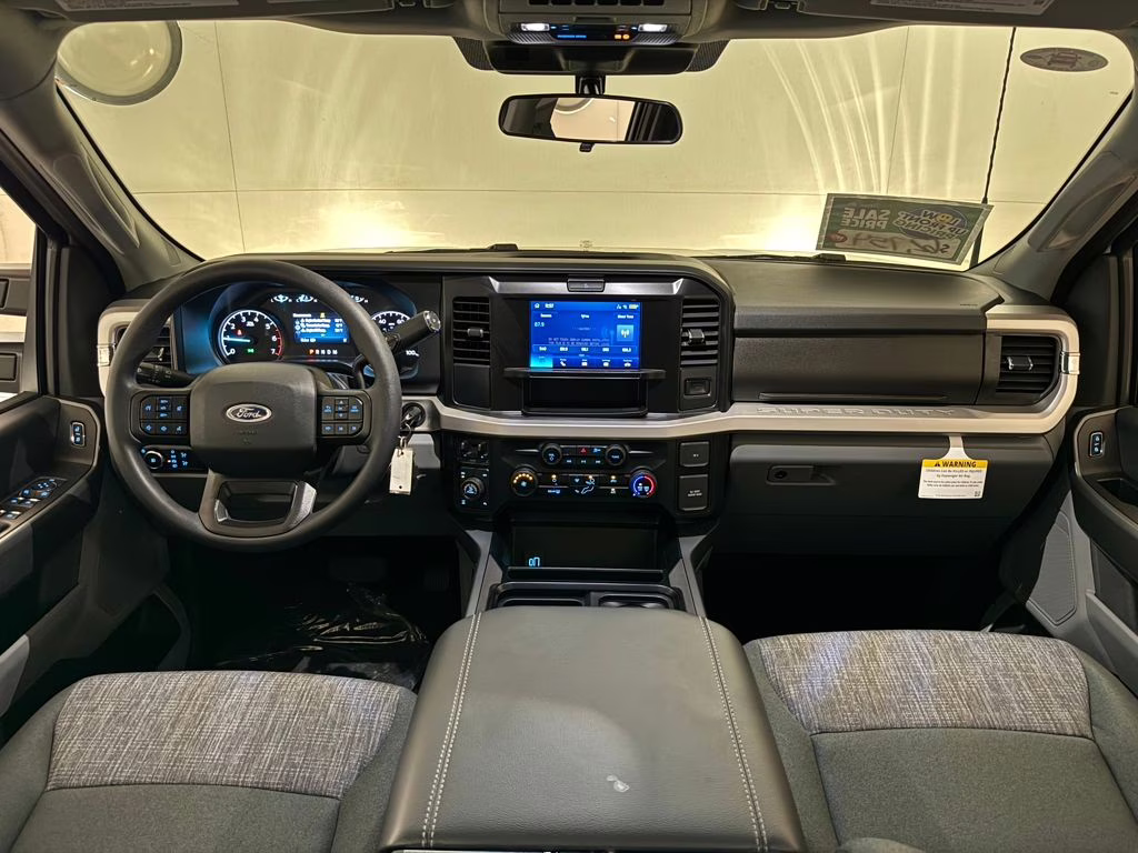 2026 Oxford White Ford Super Duty F-250 SRW XLT TREMOR 4X4 Truck