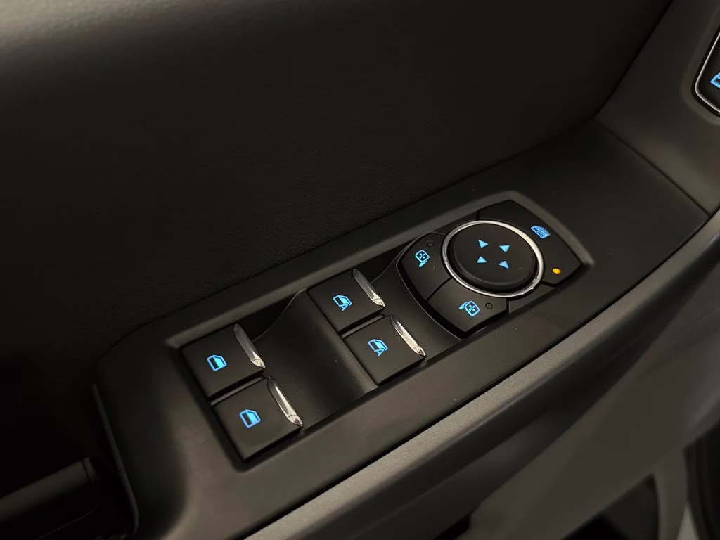 2026 Avalanche Ford Super Duty F-250 SRW XLT 4X4 Truck