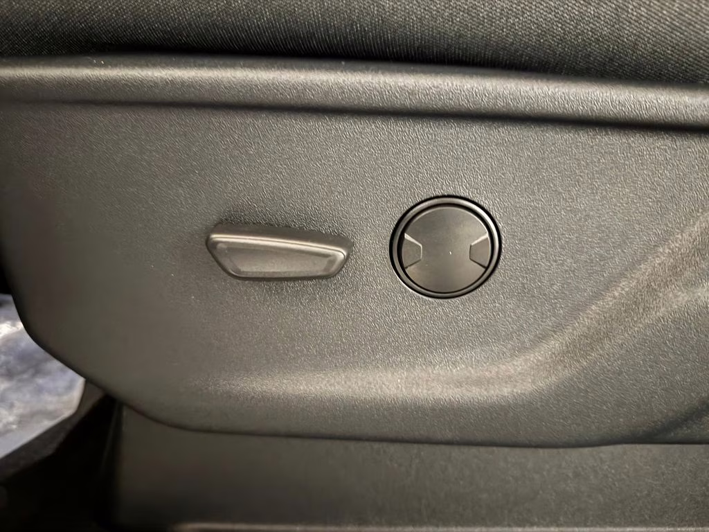 2026 Oxford White Ford Super Duty F-250 SRW XLT TREMOR 4X4 Truck