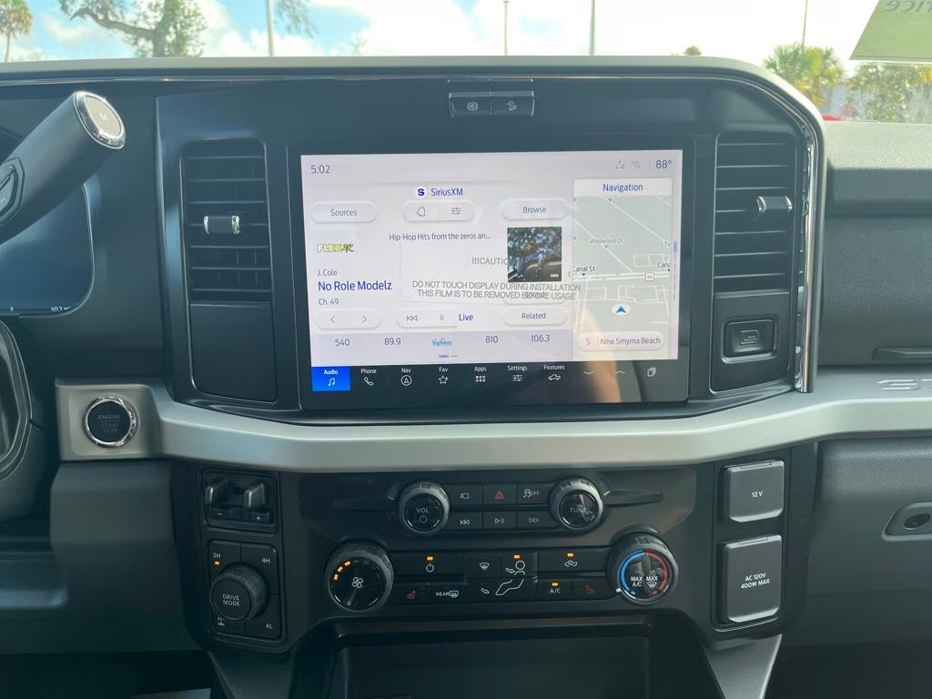 2026 Avalanche Ford Super Duty F-250 SRW XLT 4X4 Truck