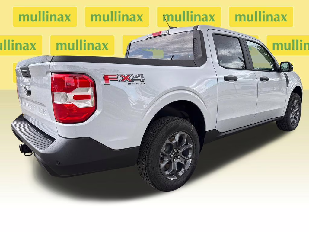 2026 Space White Metallic Ford Maverick XLT AWD Truck