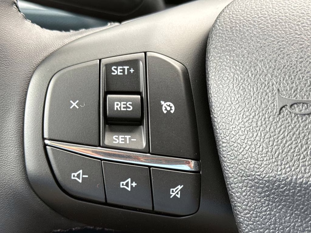 2026 Space White Metallic Ford Maverick XLT AWD Truck