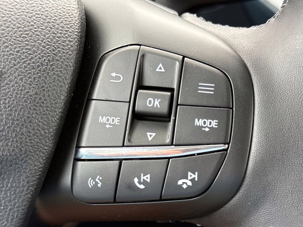 2026 Space White Metallic Ford Maverick XLT AWD Truck