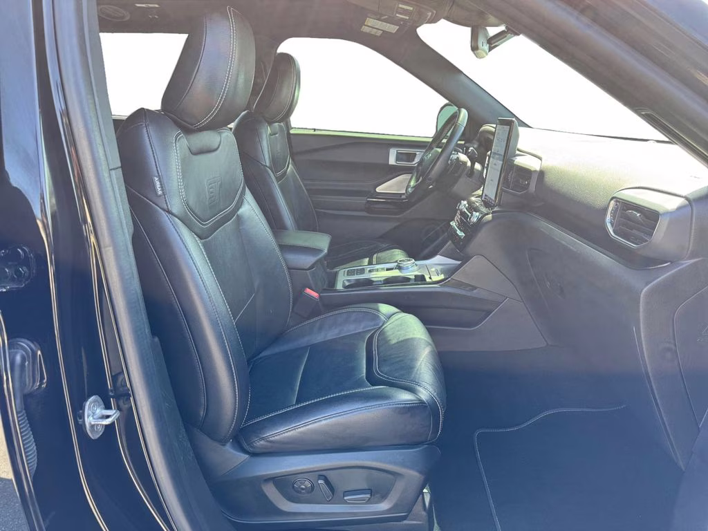 2022 Black Metallic Ford Explorer ST RWD SUV