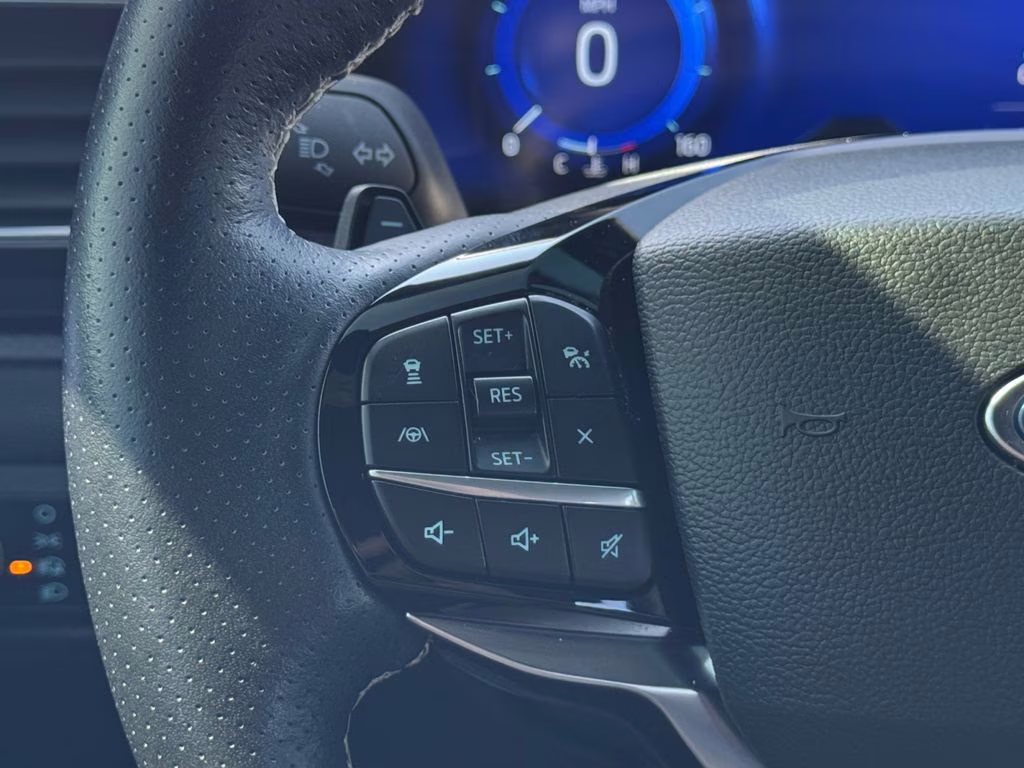 2022 Black Metallic Ford Explorer ST RWD SUV