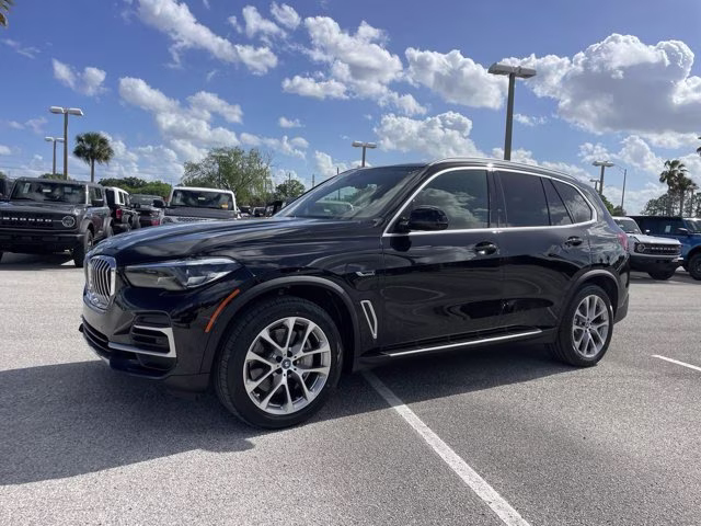 2023 Jet Black BMW X5 xDrive45e AWD SUV