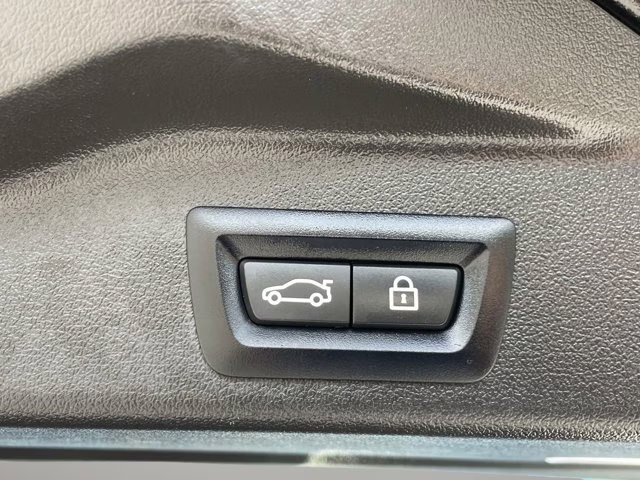 2023 Jet Black BMW X5 xDrive45e AWD SUV