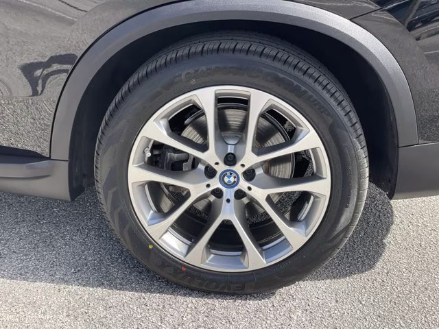 2023 Jet Black BMW X5 xDrive45e AWD SUV