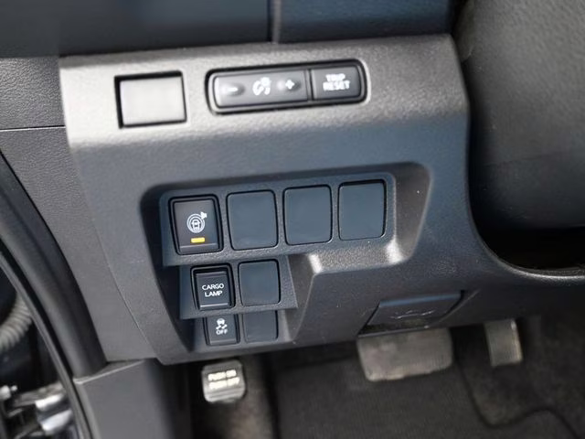 2024 Gun Metallic Nissan Frontier SV RWD Truck