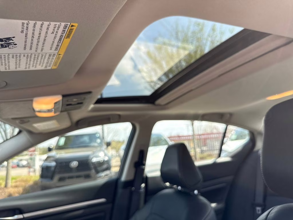 2025 Super Black Clearcoat Nissan Altima 2.5 SL AWD Sedan