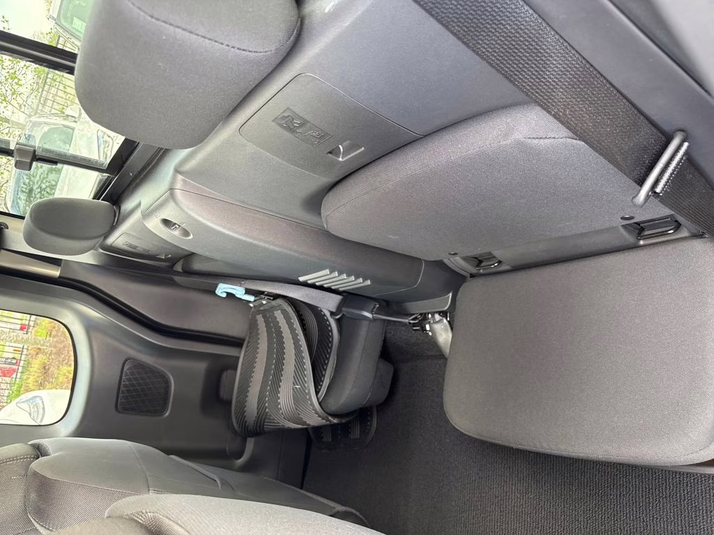 2024 Super Black Nissan Frontier SV RWD Truck