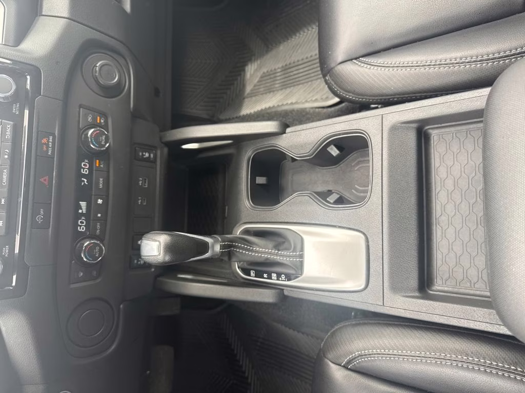 2024 Tactical Green Metallic Nissan Frontier SL RWD Truck