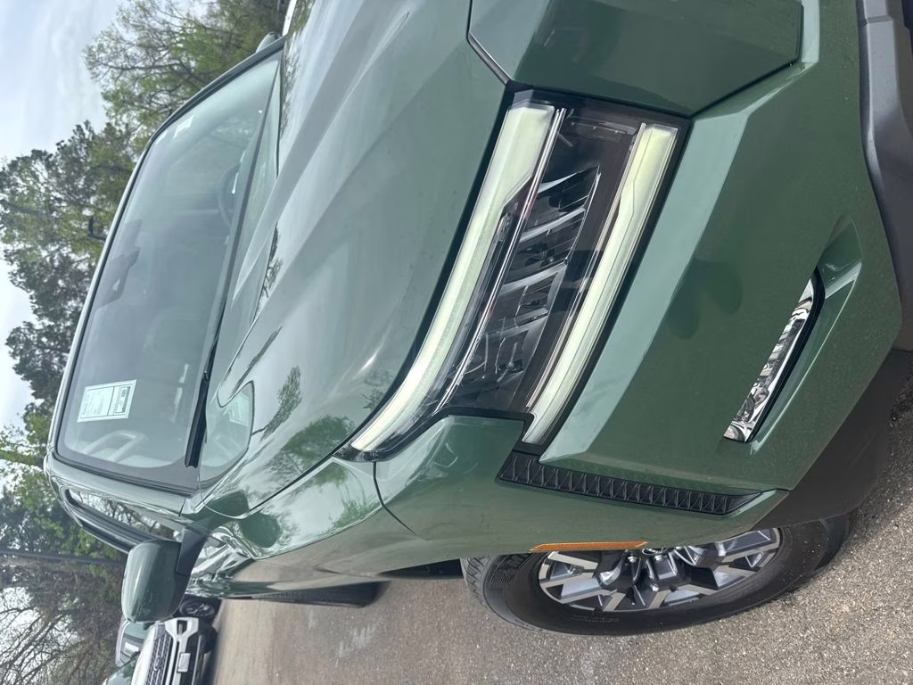 2024 Tactical Green Metallic Nissan Frontier SL RWD Truck