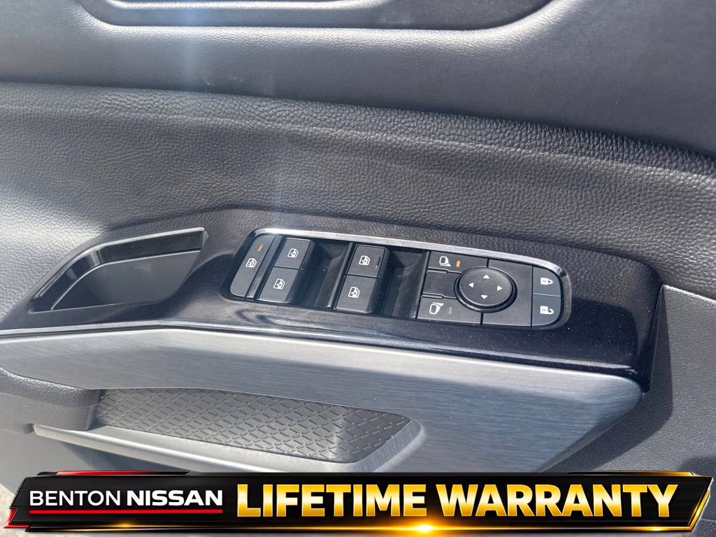 2024 Super Black Nissan Pathfinder SL FWD SUV