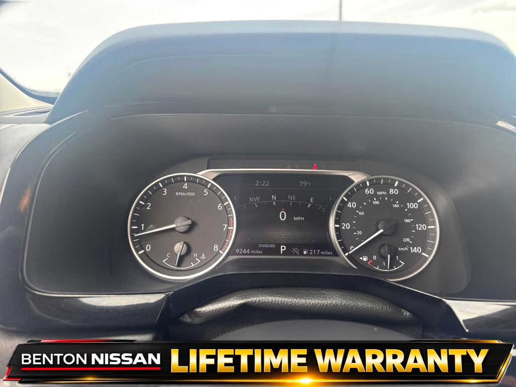 2024 Super Black Nissan Pathfinder SL FWD SUV