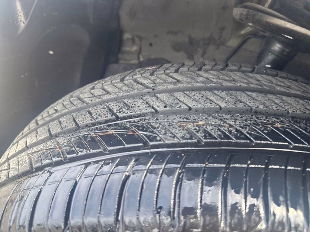 2024 Super Black Nissan Pathfinder SL FWD SUV