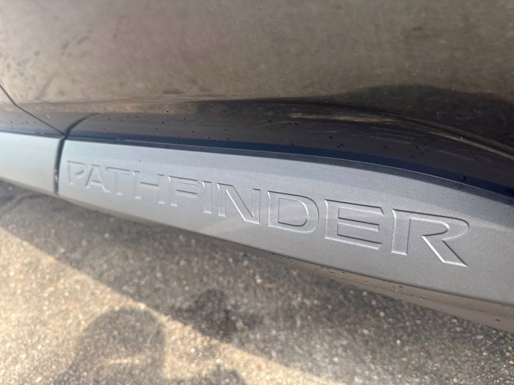 2024 Super Black Nissan Pathfinder SL FWD SUV