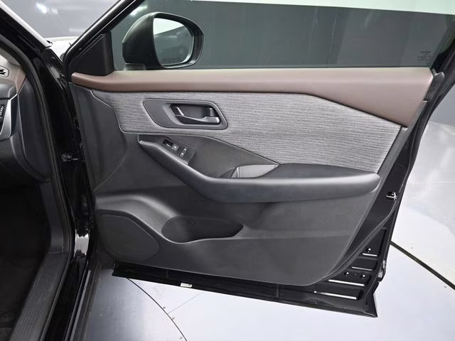 2023 Super Black Nissan Rogue S FWD SUV