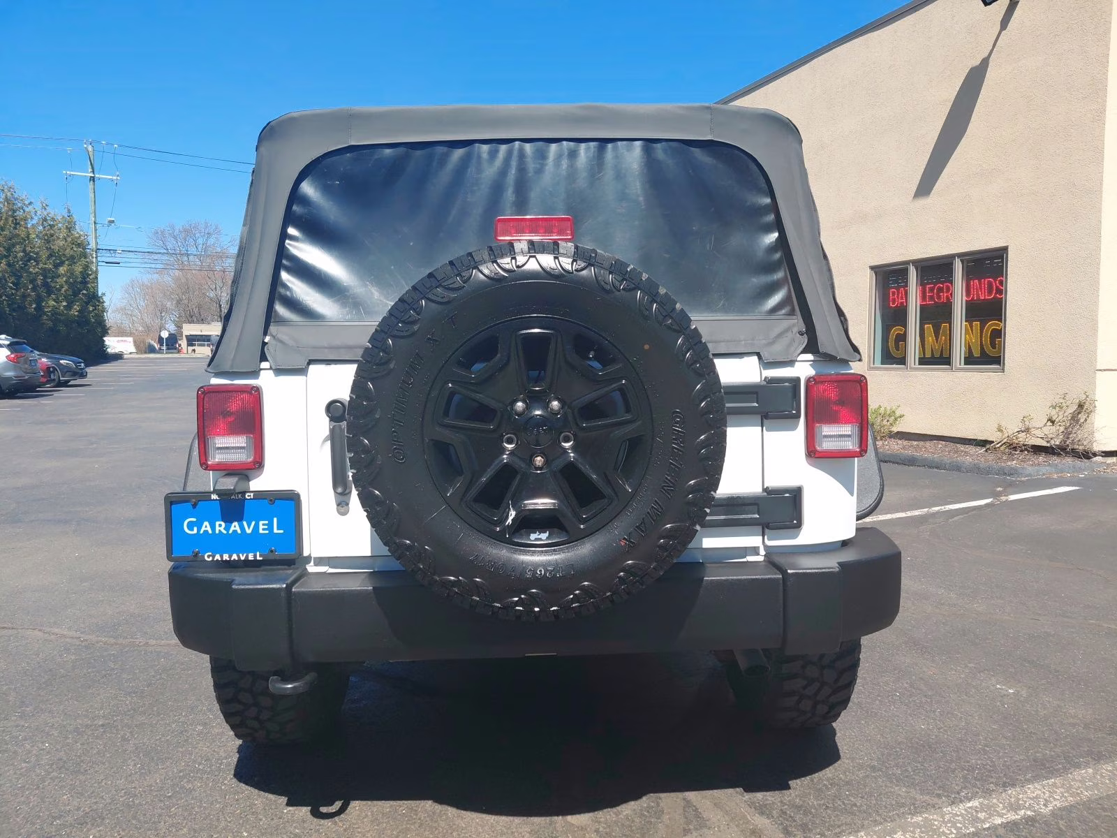 2016 Bright White Clearcoat Jeep Wrangler Sport 4X4 SUV