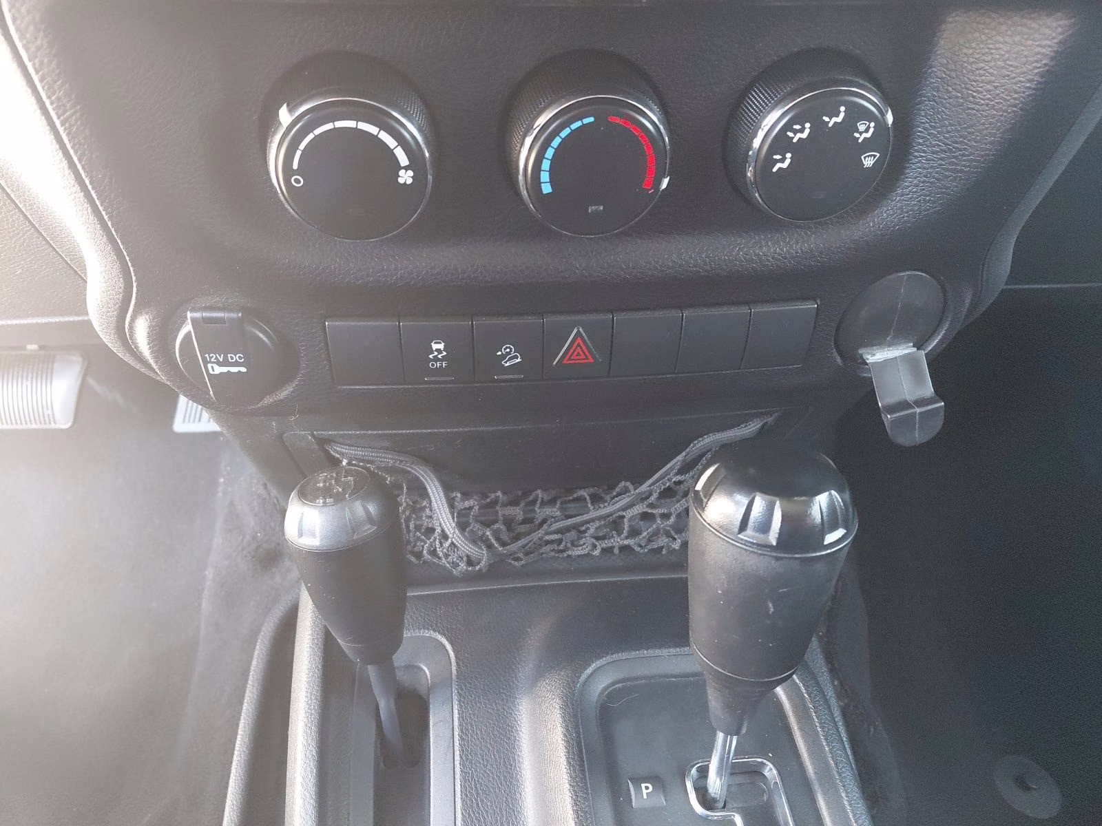 2016 Bright White Clearcoat Jeep Wrangler Sport 4X4 SUV