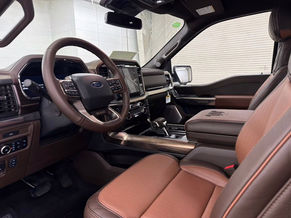 2026 STAR WHITE Ford F-150 King Ranch 4X4 Truck