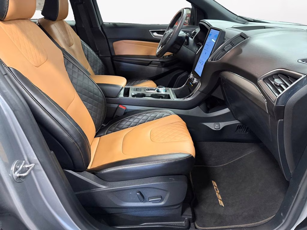2024 Iconic Silver Metallic Ford Edge Titanium Elite Pkg w/Pano Roof AWD SUV