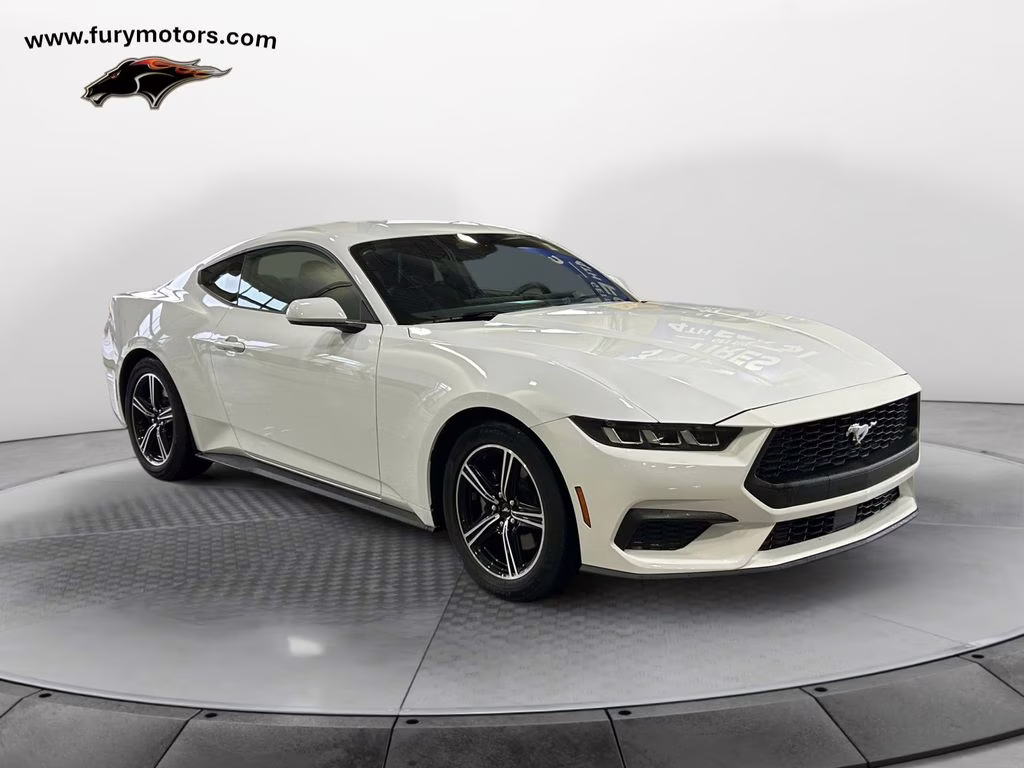 2025 Oxford White Ford Mustang EcoBoost RWD Coupe