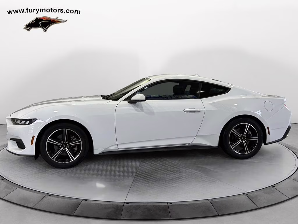 2025 Oxford White Ford Mustang EcoBoost RWD Coupe