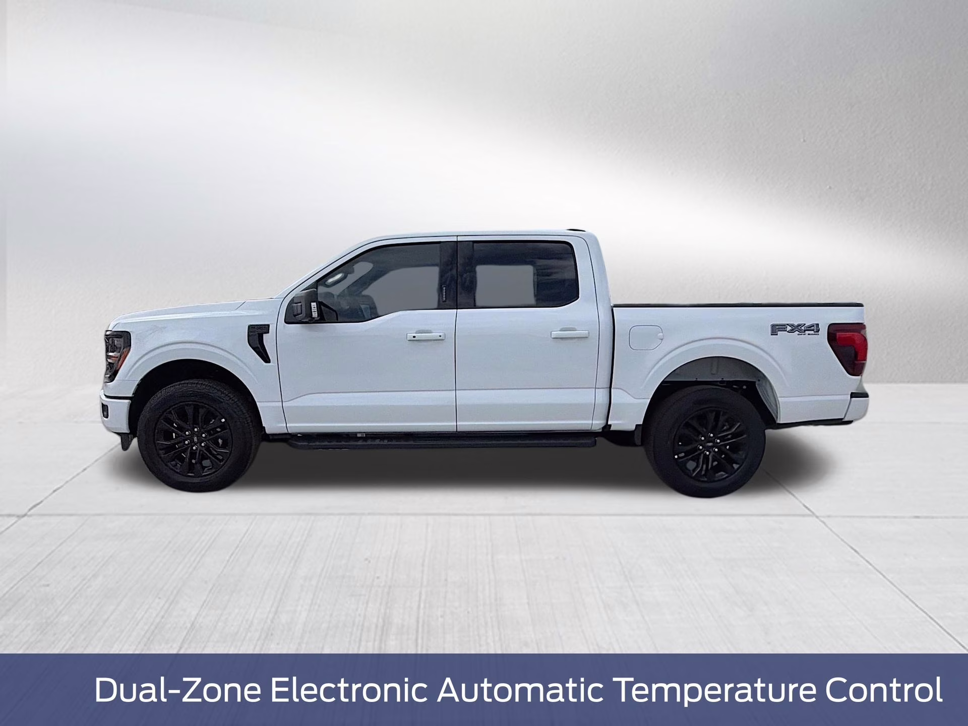 2026 Oxford White Ford F-150 XLT 4X4 Truck