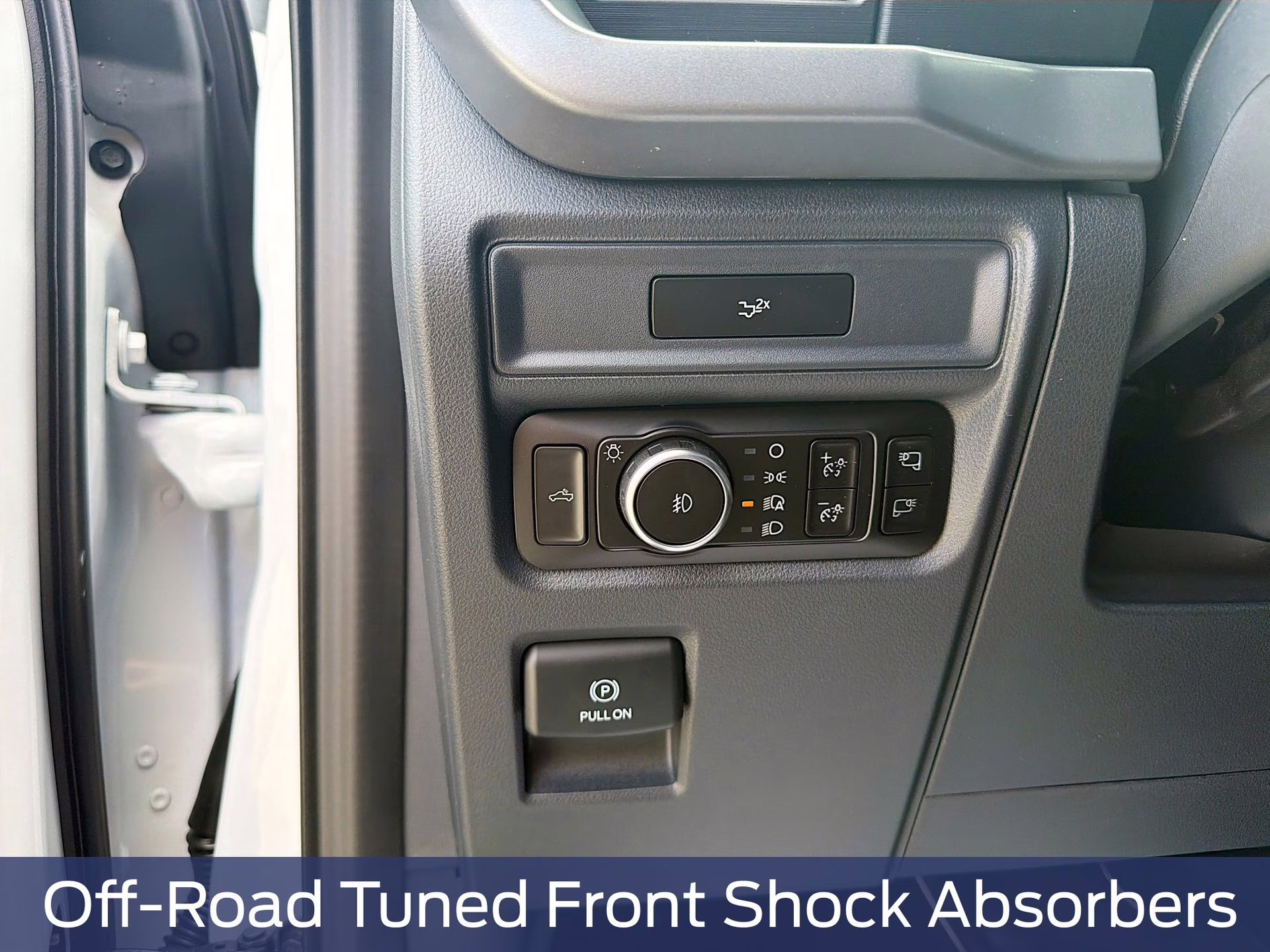 2026 Oxford White Ford F-150 XLT 4X4 Truck