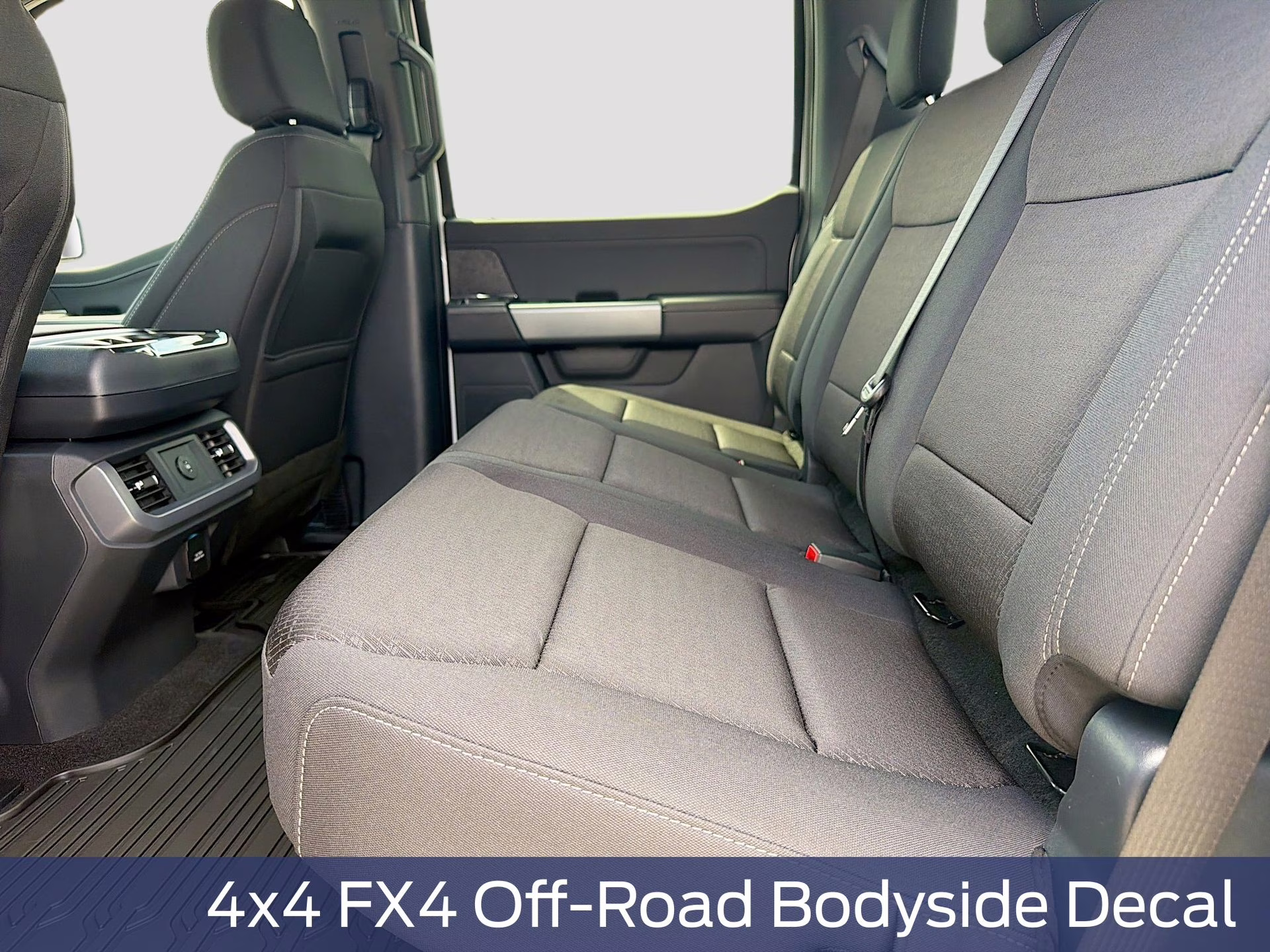 2026 Oxford White Ford F-150 XLT 4X4 Truck