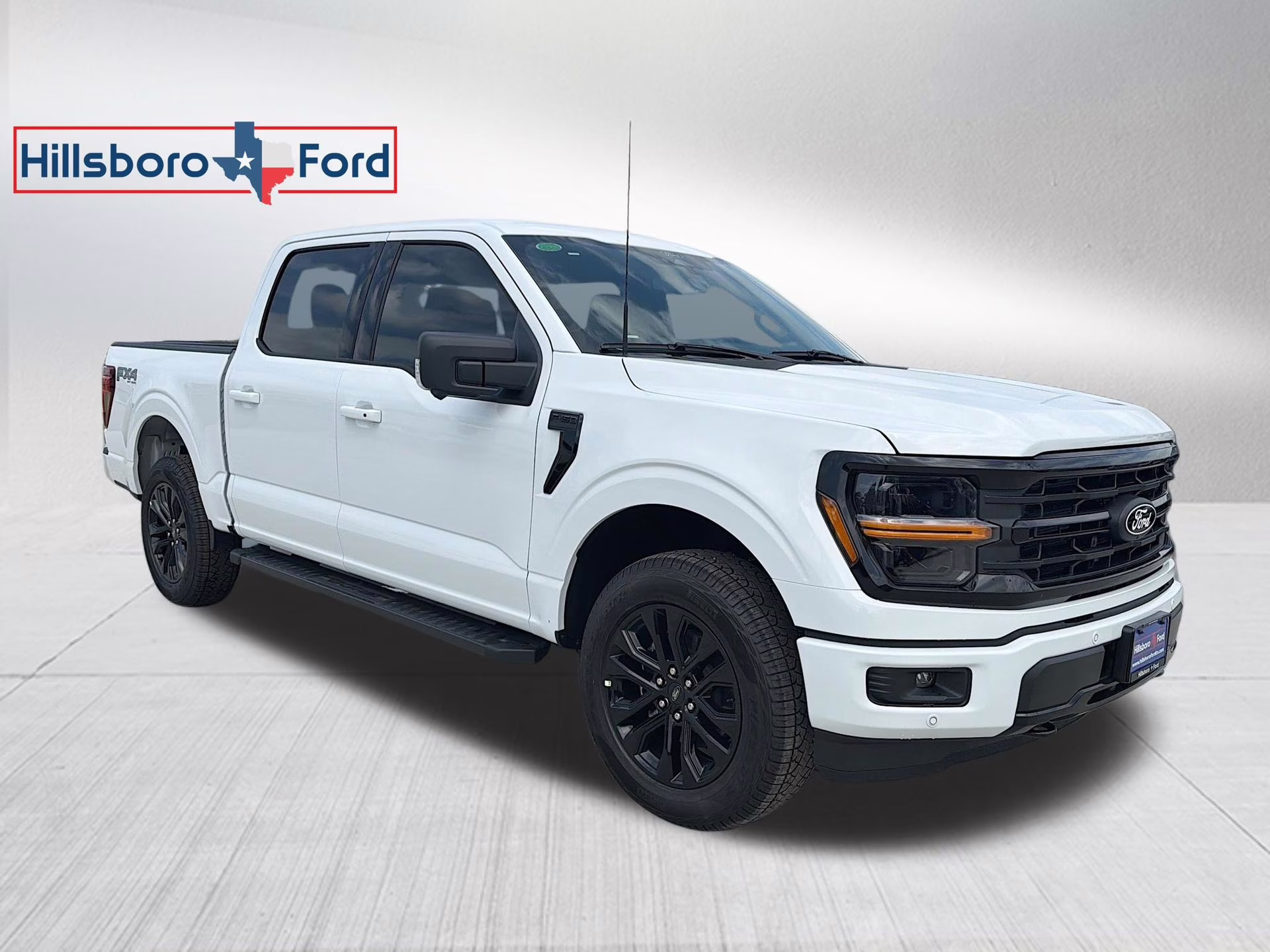 2026 Oxford White Ford F-150 XLT 4X4 Truck