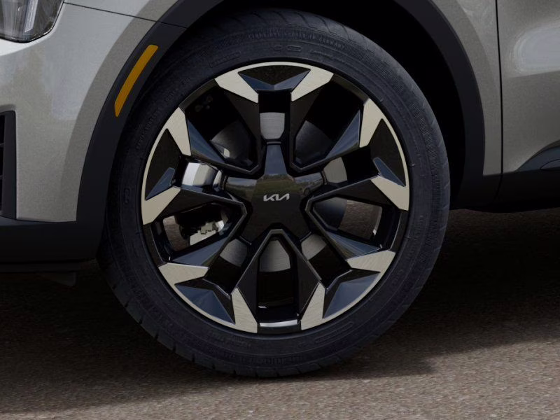 2026 Ivory Silver Kia Sorento EX FWD SUV