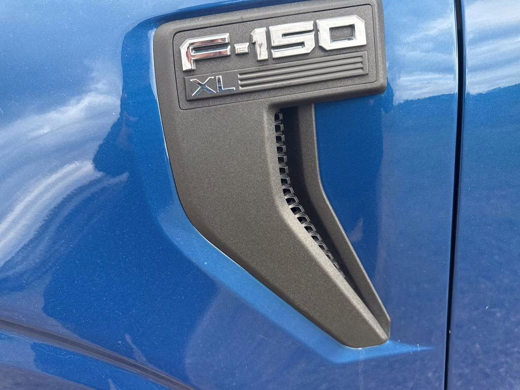 2023 Atlas Blue Metallic Ford F-150 XL 4X4 Truck