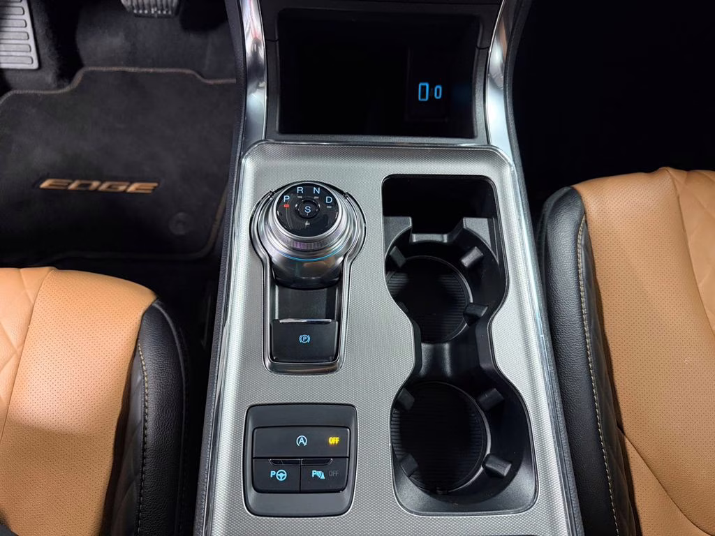 2024 Iconic Silver Metallic Ford Edge Titanium Elite Pkg w/Pano Roof AWD SUV