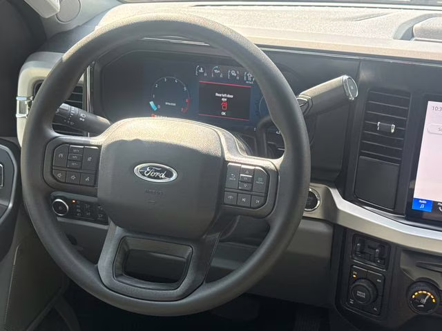 2026 Oxford White Ford Super Duty F-250 SRW XLT 4X4 Truck
