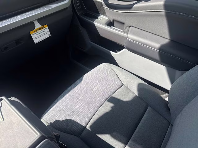 2026 Oxford White Ford Super Duty F-250 SRW XLT 4X4 Truck