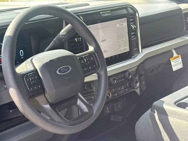 2026 Oxford White Ford Super Duty F-250 SRW XLT 4X4 Truck