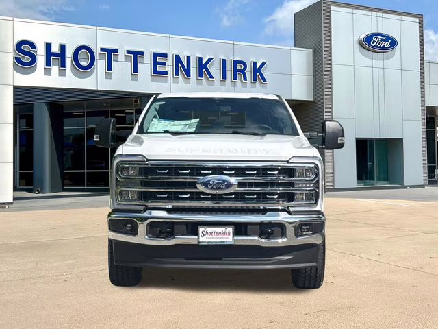 2026 Oxford White Ford Super Duty F-250 SRW XLT 4X4 Truck