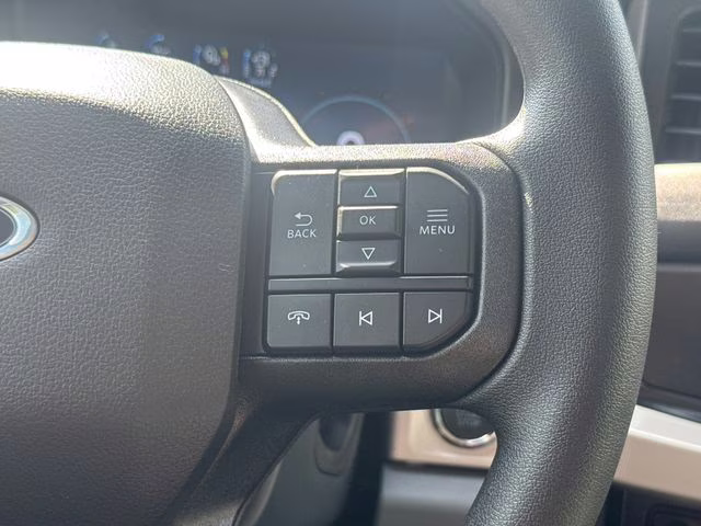 2026 Oxford White Ford Super Duty F-250 SRW XLT 4X4 Truck