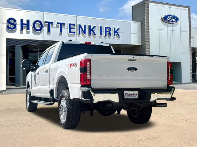 2026 Oxford White Ford Super Duty F-250 SRW XLT 4X4 Truck