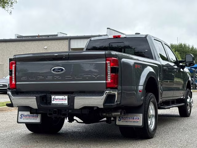 2026 Gray Ford Super Duty F-350 DRW Lariat 4X4 Truck