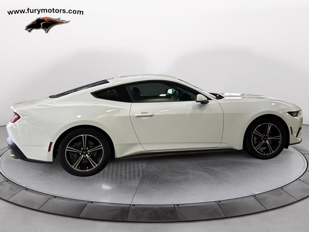 2025 Oxford White Ford Mustang EcoBoost RWD Coupe