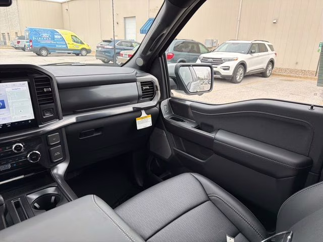 2026 Avalanche Ford F-150 Lariat 4X4 Truck