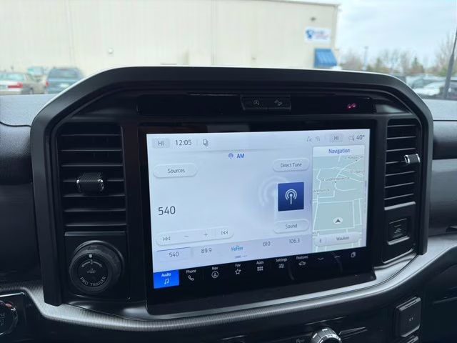 2026 Avalanche Ford F-150 Lariat 4X4 Truck