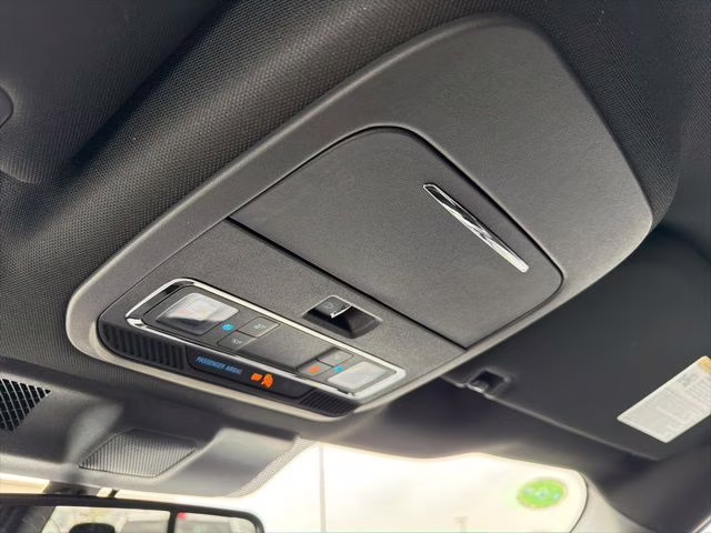 2026 Avalanche Ford F-150 Lariat 4X4 Truck